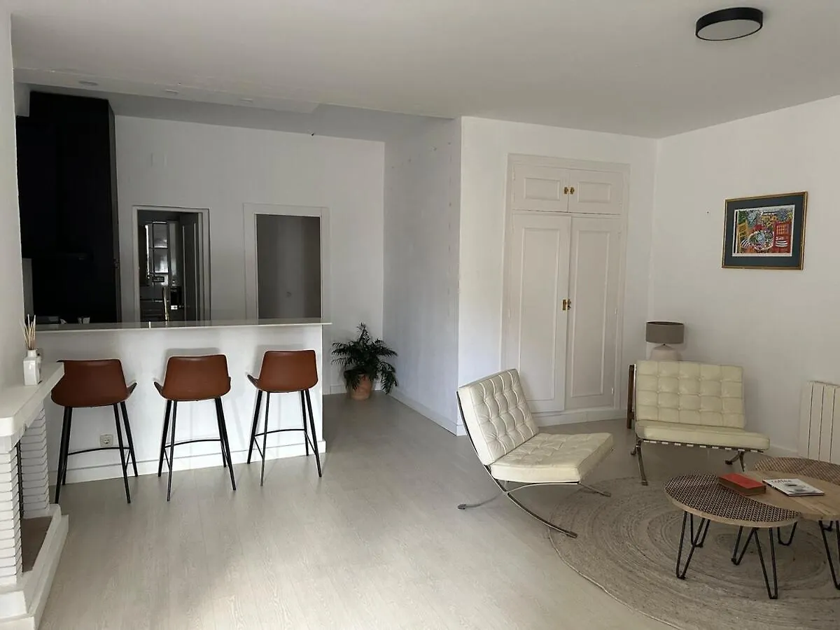 Apartment In Malaga Hills 10 Mins From The Beach And Centre
